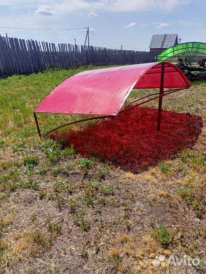 Козырек, навес, над крыльцом