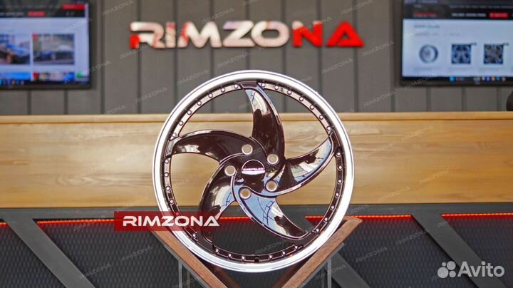 Кованые диски R20 на chrysler