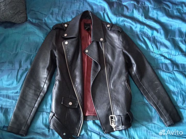 Отдам бесплатно женские вещи 44 размера