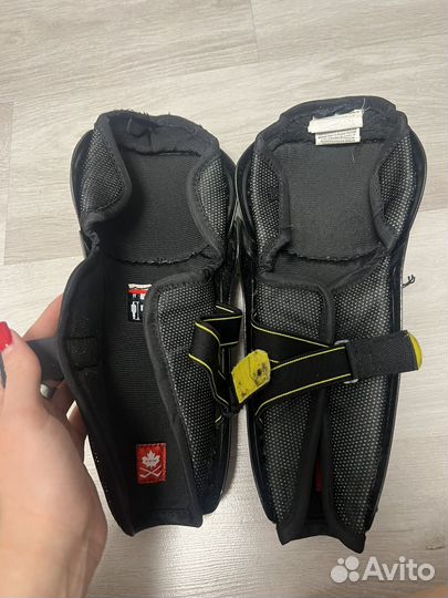 Наколенники хоккейные CCM