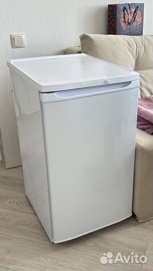 Холодильник Бирюса