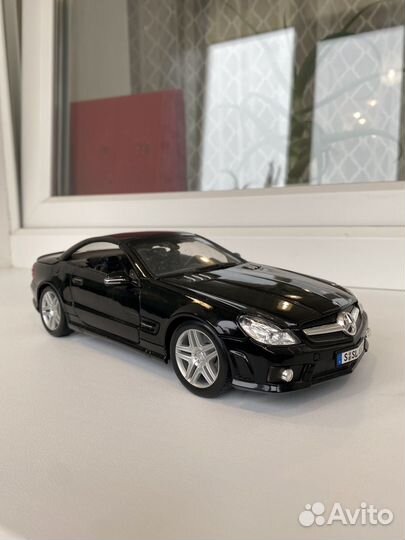 Коллекционные модели автомобилей 1:18