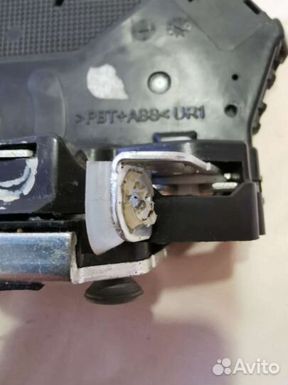 Замок двери lexus