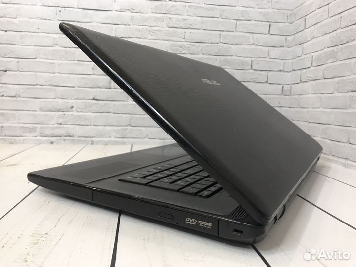 Большой мощный ноутбук Asus 17.3д/Nvidia/гарантия