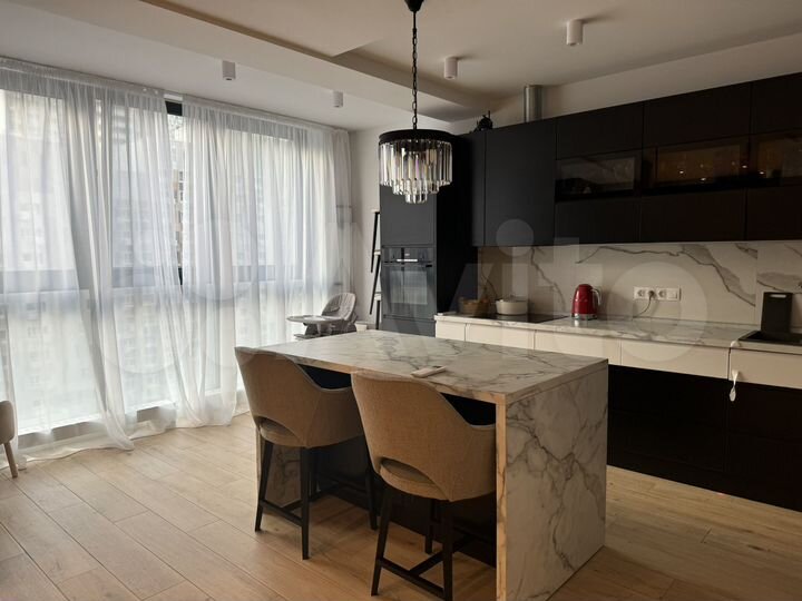 2-к. квартира, 65 м², 8/20 эт.