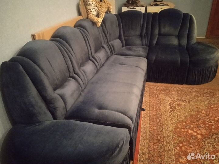 Диван угловой б/у