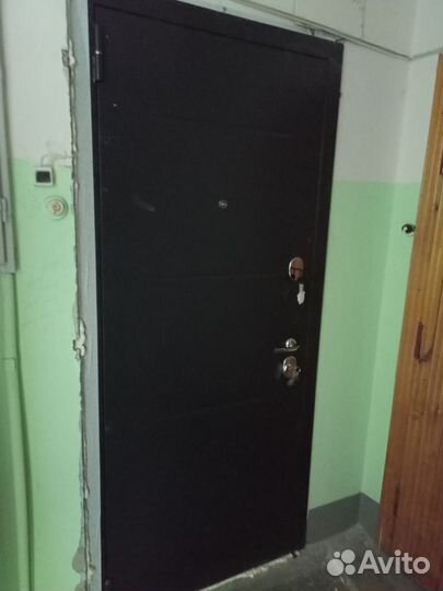 Дверь входная металлическая новая