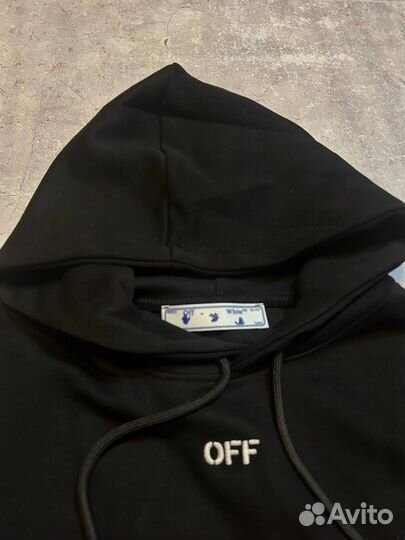 Off white костюм