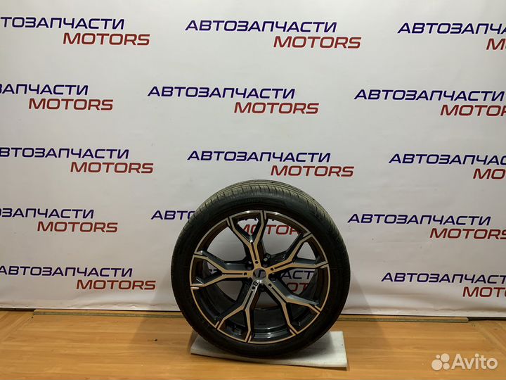 BMW M литой диск с резиной 275 40 R21 Hankook