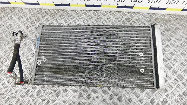 Радиатор кондиционера (конденсер) Volkswagen Touar