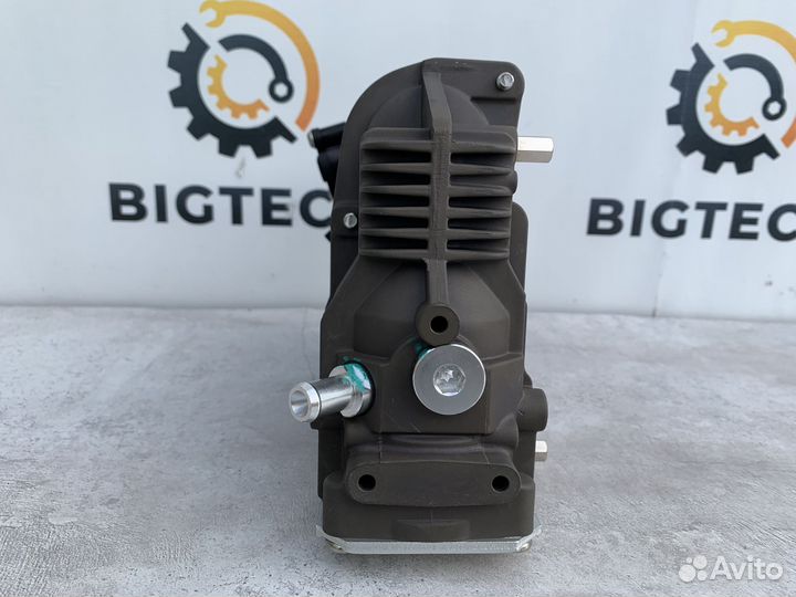 Компрессор пневмоподвески Mercedes W639 A639320040