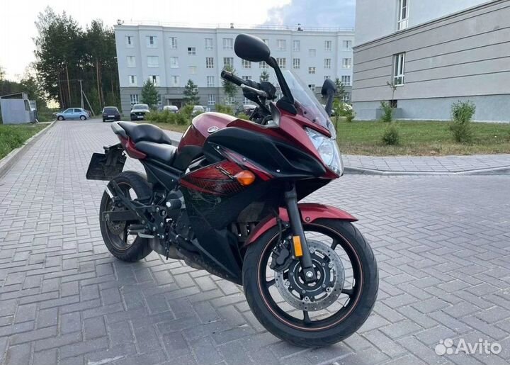 Yamaxa xj6 diversion (FZ6R)