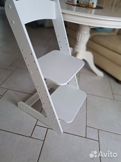 Детский растущий стул