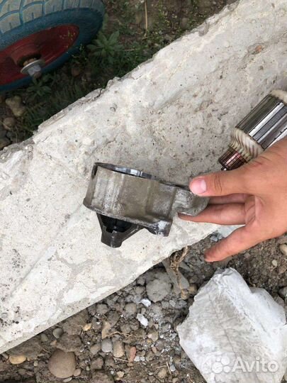 Запчасти на машину largus