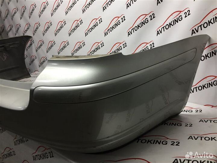 Бампер задний Toyota Avensis AZT250 1azfse 2004