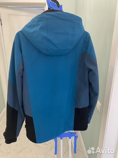 Горнолыжный костюм