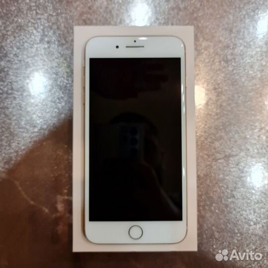 iPhone 8 Plus, 64 ГБ