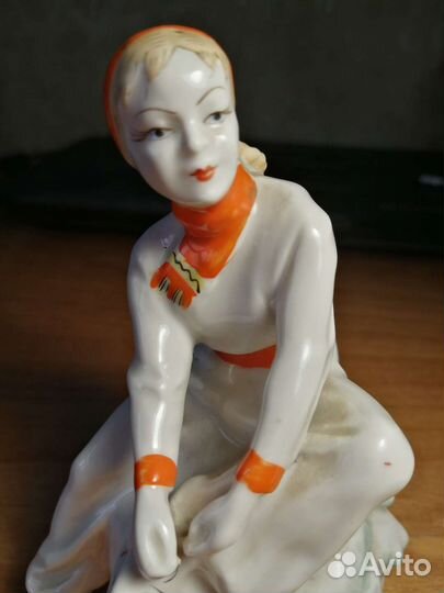 Фарфоровая статуэтка СССР