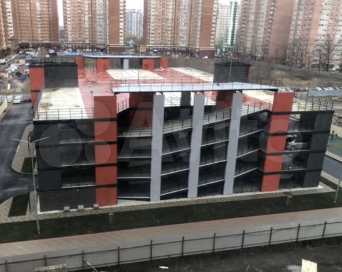 Машиноместо, 14 м²