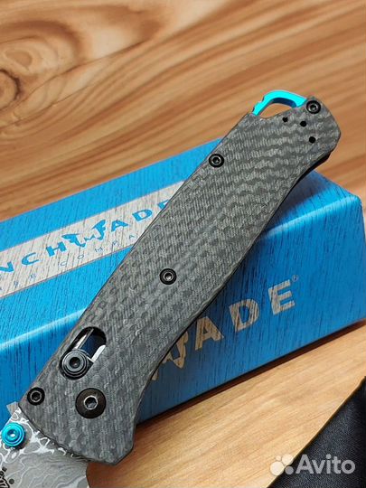 Нож складной Benchmade Bugout 535 Дамаск Carbon