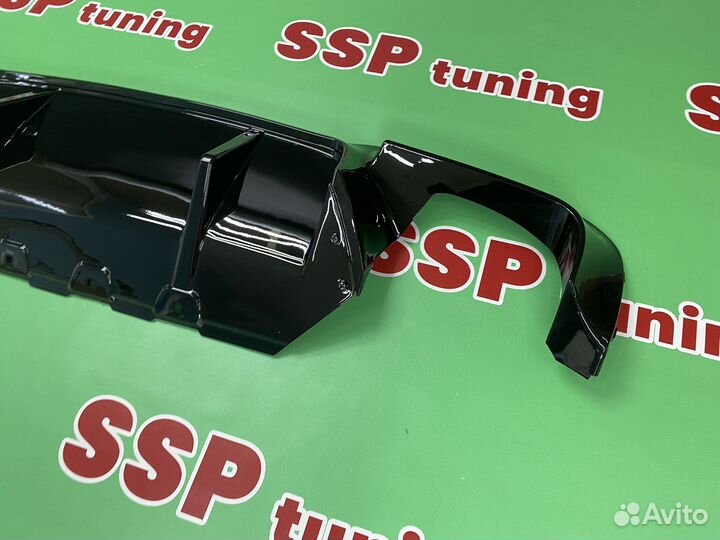 Диффузор BMW F10 M5 стиль, черный глянец