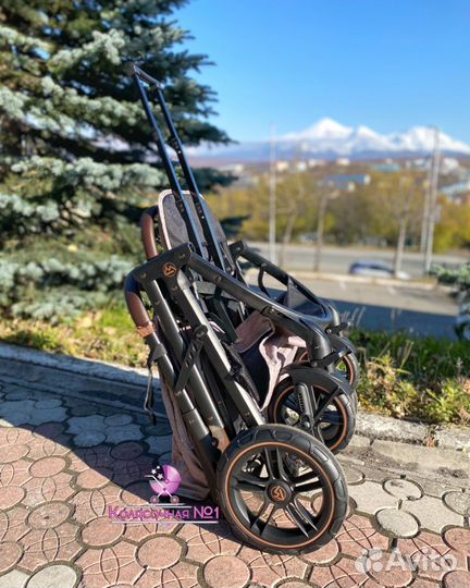 Коляска прогулочная luxmom 609