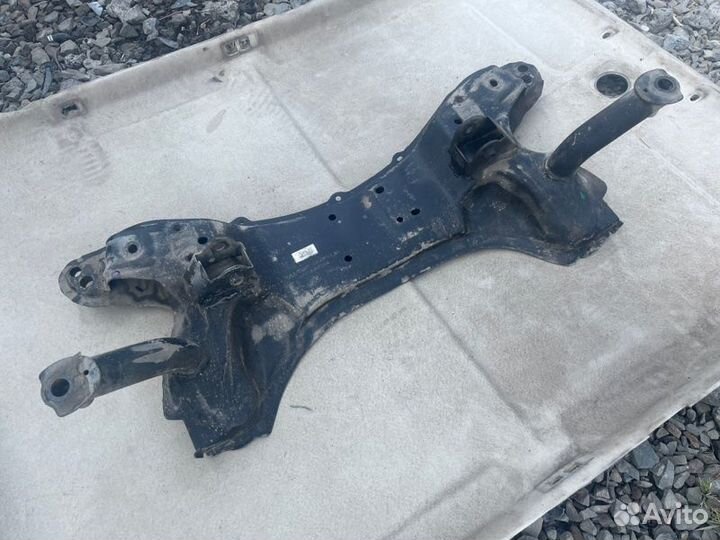 Подрамник передний Geely Mk Cross хетчбек MR479QA