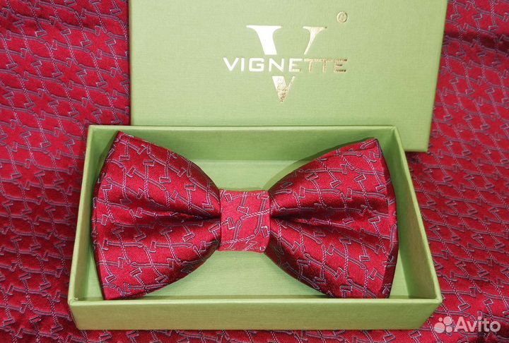 Бабочки красные Brioni