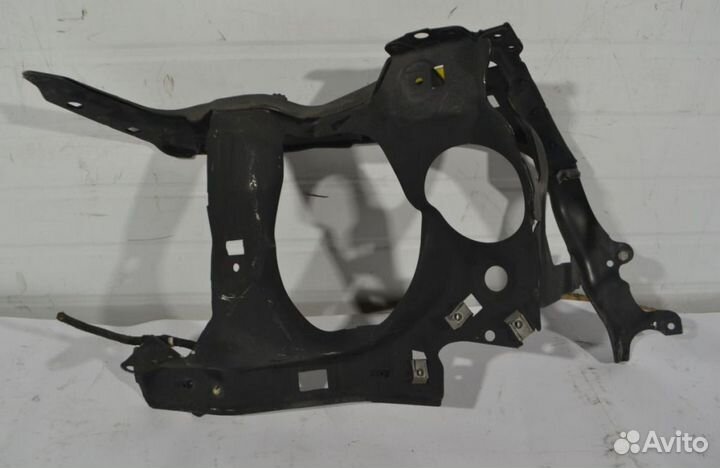 Рамка фары левой BMW 7-я Серия E65 E66