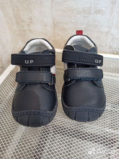 Chicco кроссовки 20р