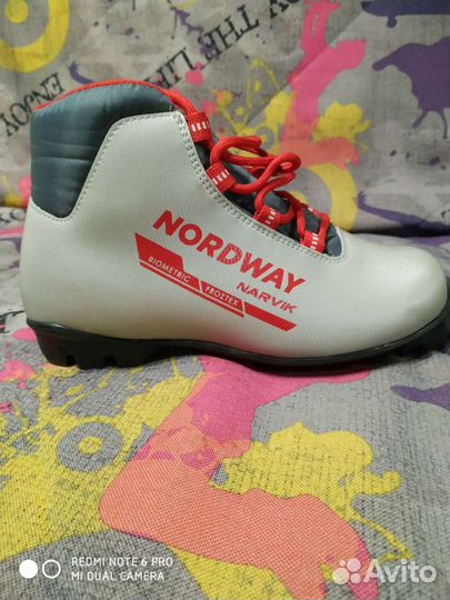 Лыжные ботинки 37 размер