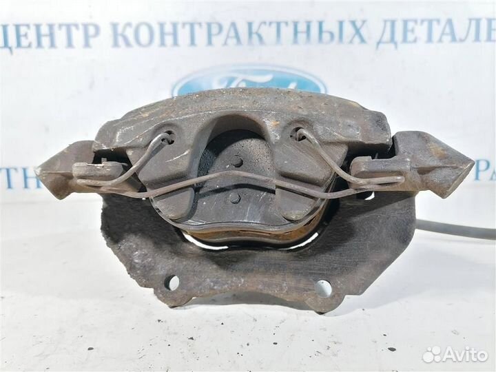 Суппорт передний левый Ford Focus 2 2005-2008