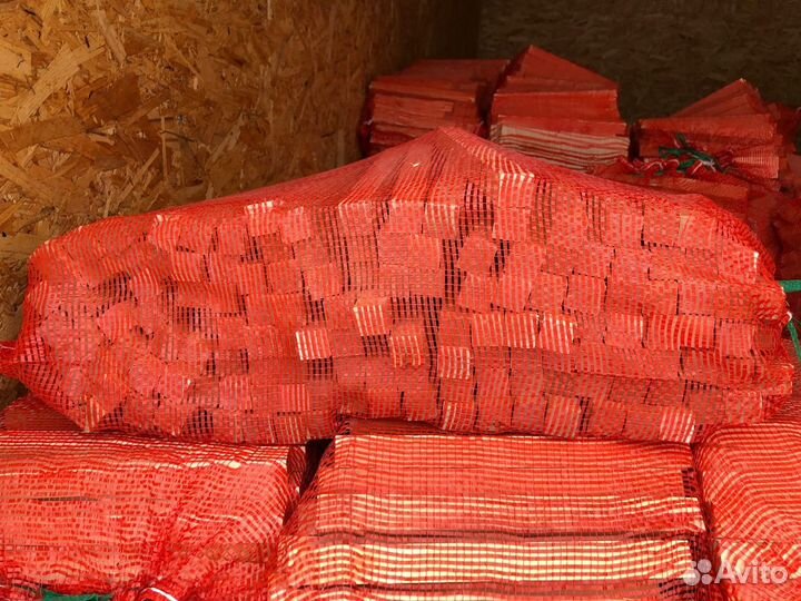 Дрова сухие в сетках