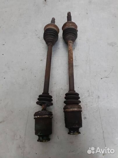 Полуось передняя Subaru Forester (SF) рест. 2001