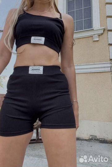 Костюм для фитнеса женский