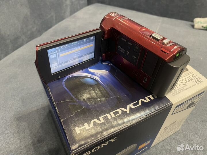 Видеокамера Sony DCR-SX40E