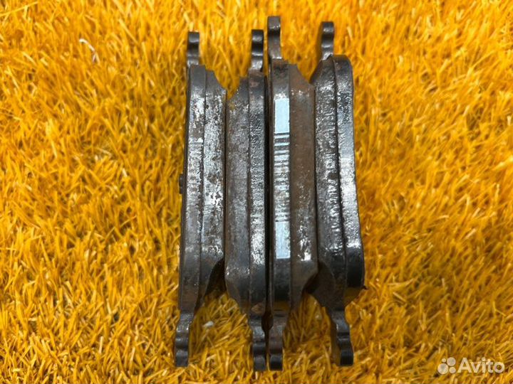 Колодки тормозные задние Mercedes-Benz C-Class