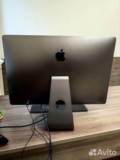Apple iMac pro 27 retina 5k