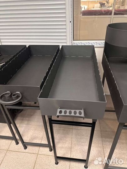 Мангал с подказанником