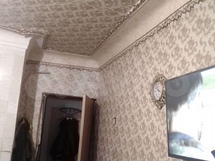 Комната 16 м² в 1-к., 1/2 эт.