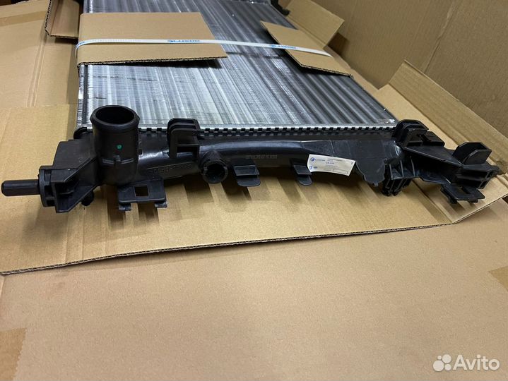 Радиатор Opel Corsa D 1.0-1.4 рестайл