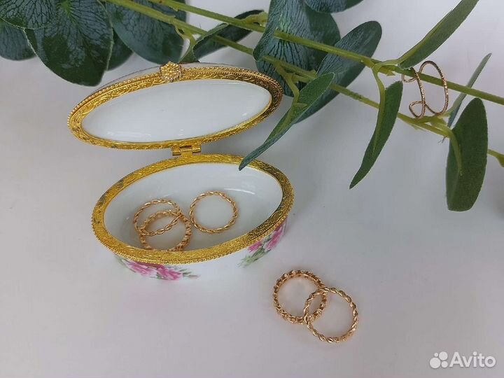 Керамическая шкатулка