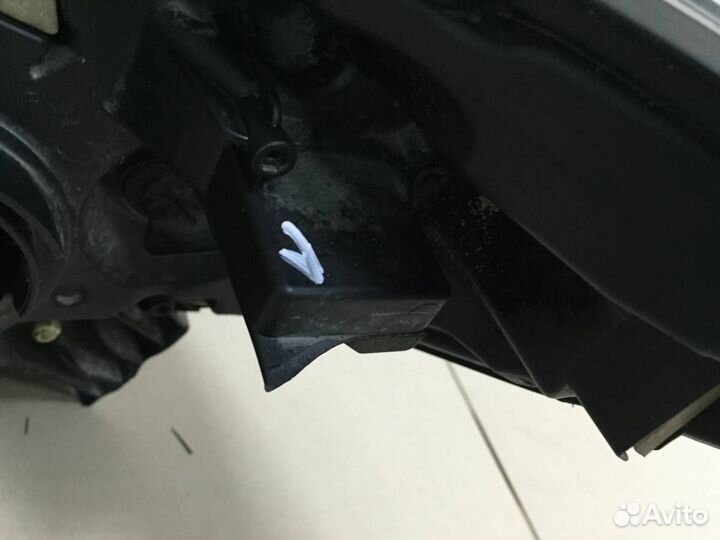 Фара правая Renault Kaptur 2016