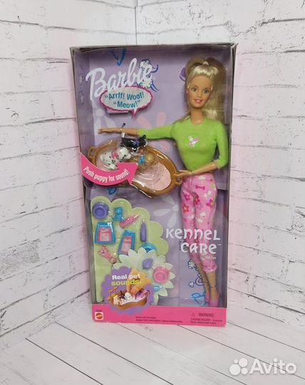 Kennel Care Barbie 2001 China