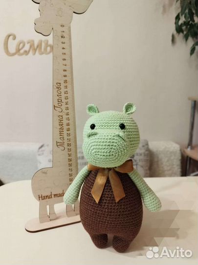 Игрушка бегемот