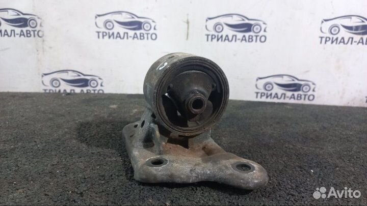 Подушка двигателя Tiguan