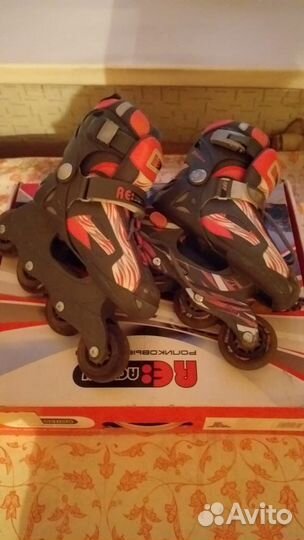 Роликовые коньки