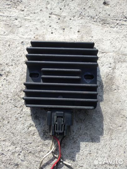 Регулятор напряжения 12 вольт Stels 500H\700H Hisu