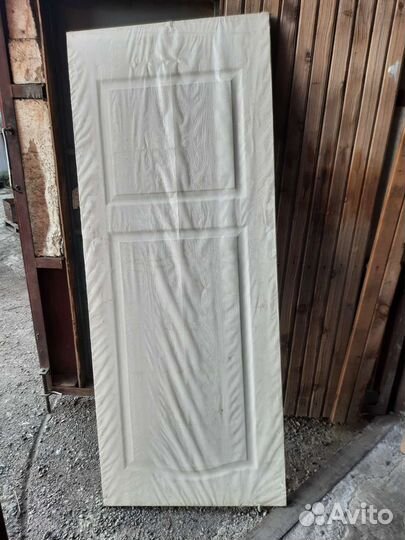 Двери межкомнатные новые