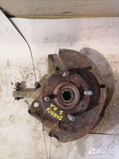 Кулак поворотный передний левый Hyundai Sonata